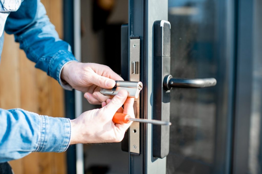 emergency locksmith