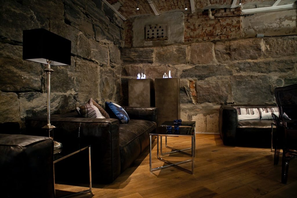 Hom furniture