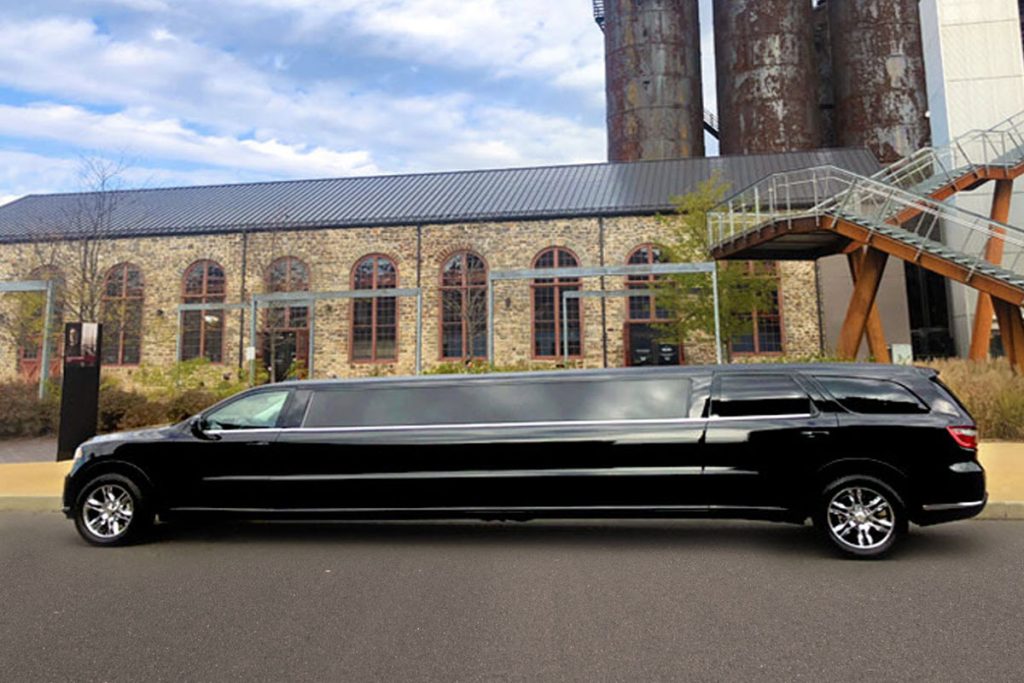 limousine car