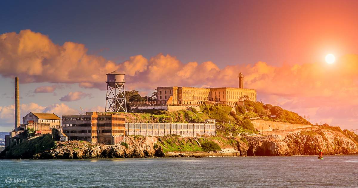 When is the best time to visit Alcatraz?